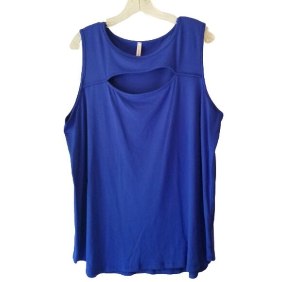 Plus Size Stretch Cutout Sleeveless Blue Top 🔷 - Picture 3 of 4